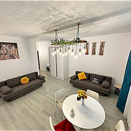 Hezo Sunshine Studio And Apartment Неводарі Екстер'єр фото